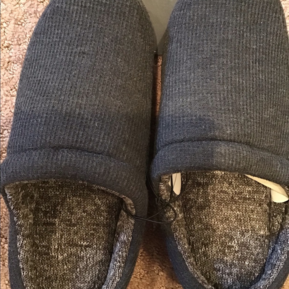 🌸 MENS SLIPPERS WITH MEMORY FOAM SIZE 9/10 NWT - Picture 2 of 4